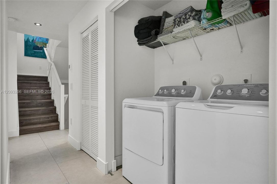 For Rent: $4,800 (3 beds, 2 baths, 1866 Square Feet)