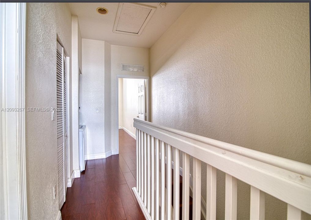 For Rent: $2,600 (2 beds, 2 baths, 1067 Square Feet)