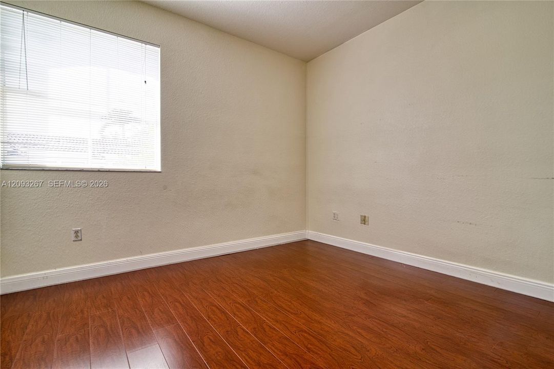 For Rent: $2,600 (2 beds, 2 baths, 1067 Square Feet)