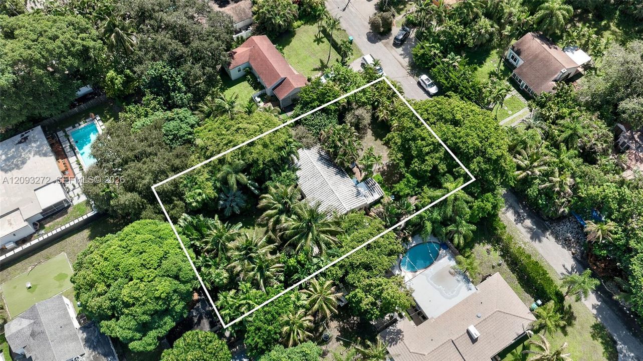 En Venta: $1,499,900 (3 camas, 2 baños, 1351 Pies cuadrados)
