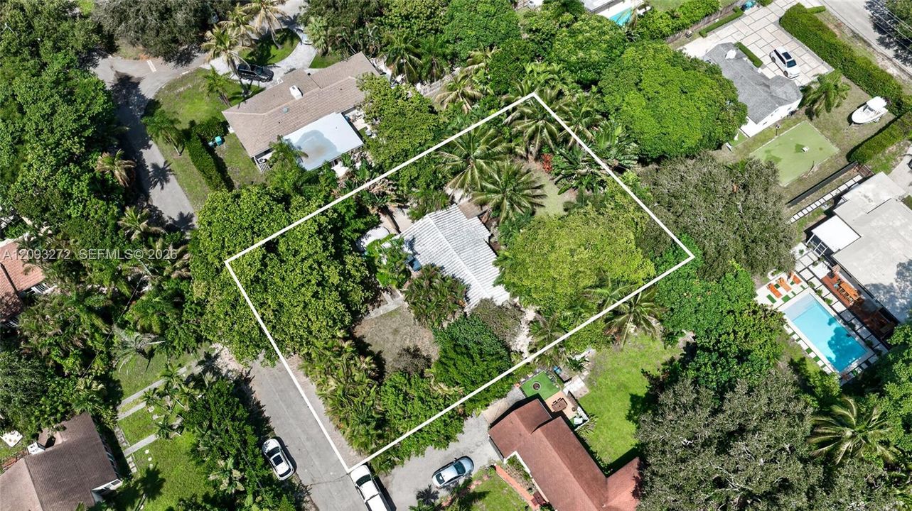 En Venta: $1,499,900 (3 camas, 2 baños, 1351 Pies cuadrados)