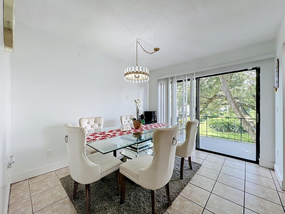 6091 Village Circle S-18