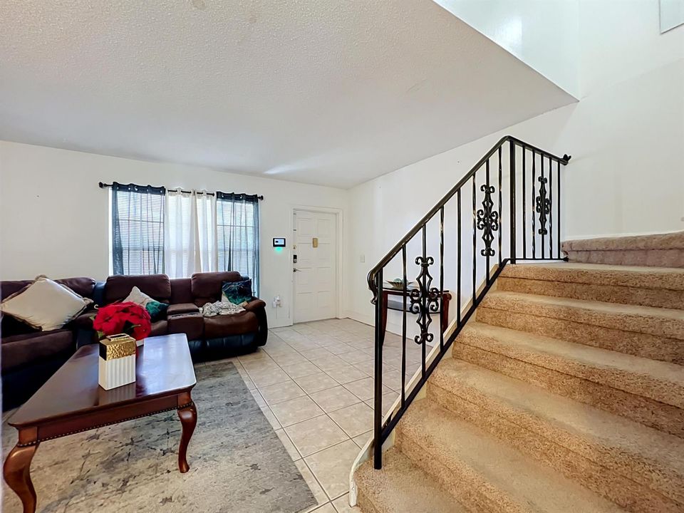 6091 Village Circle S-29