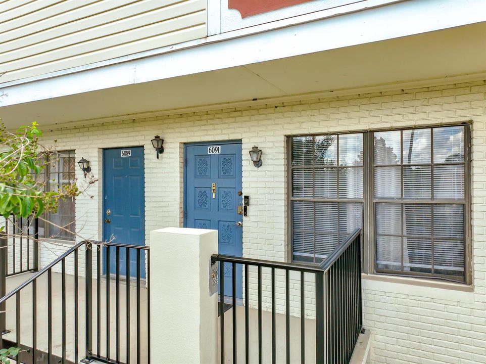 6091 Village Circle S-9