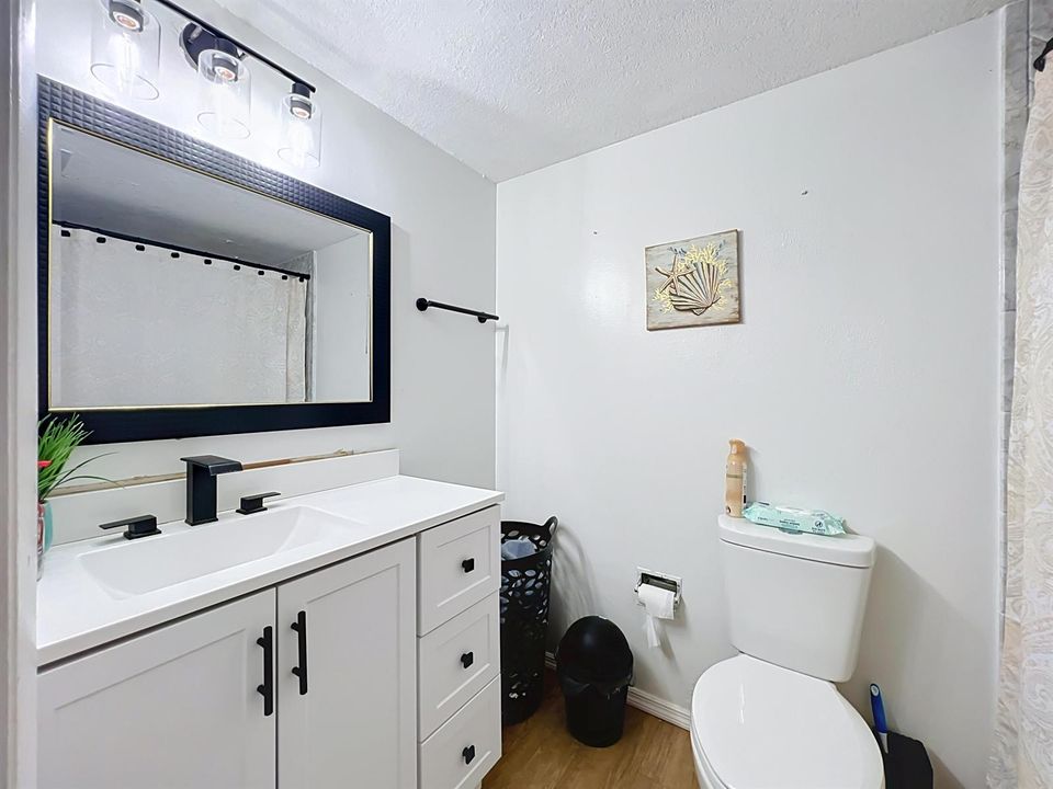6091 Village Circle S-37