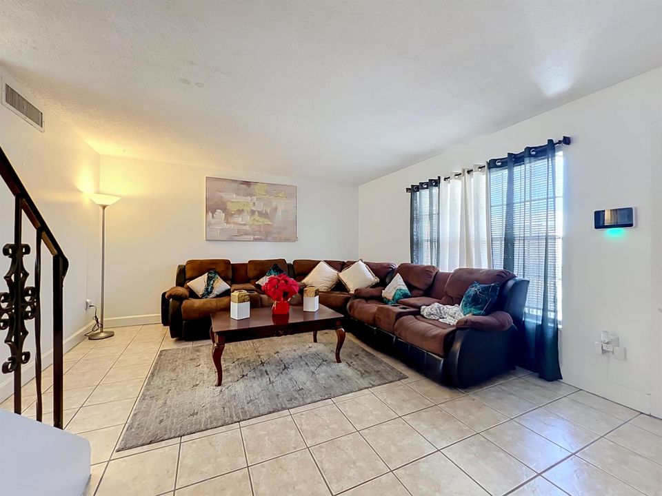 6091 Village Circle S-12