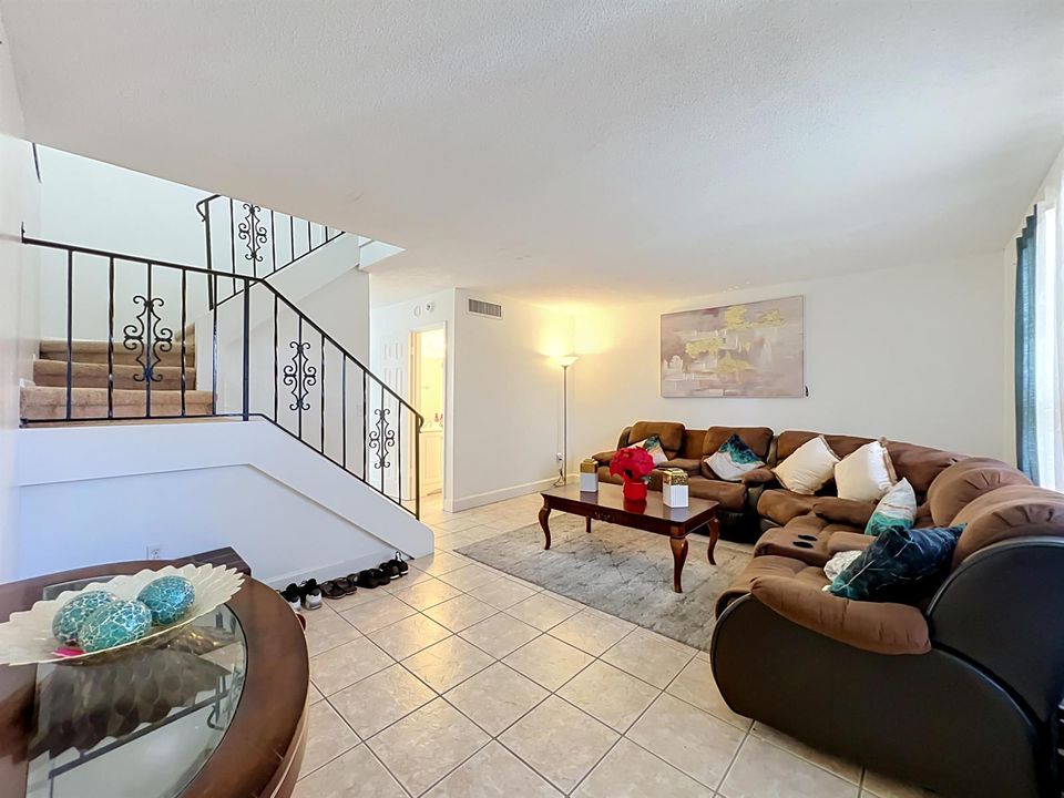 6091 Village Circle S-13
