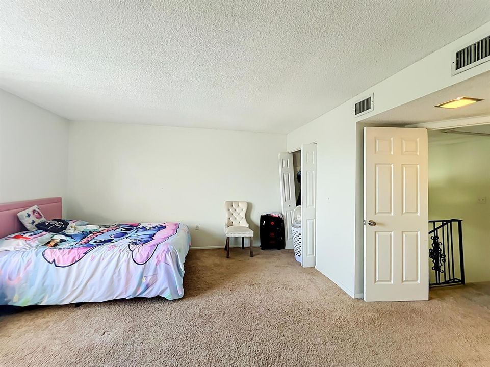 6091 Village Circle S-43