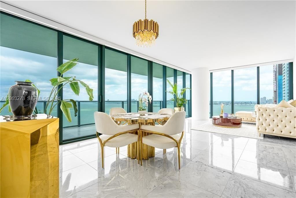 For Sale: $1,699,999 (3 beds, 3 baths, 1634 Square Feet)