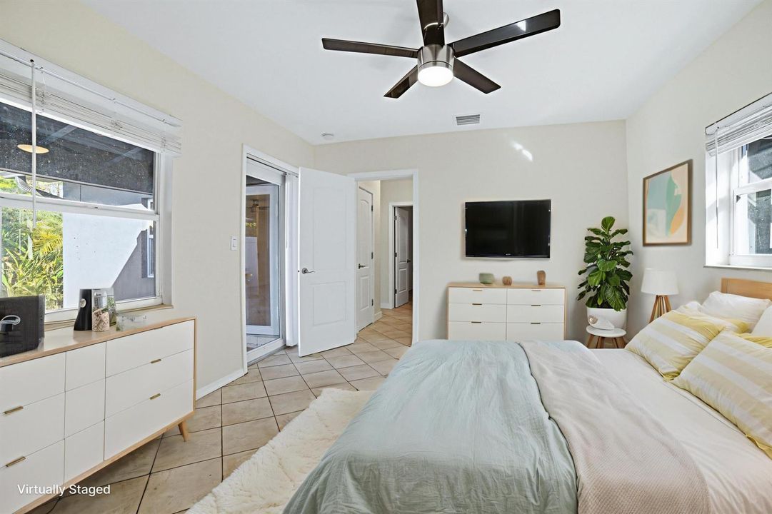 EAST BDRM 1.1 (1)