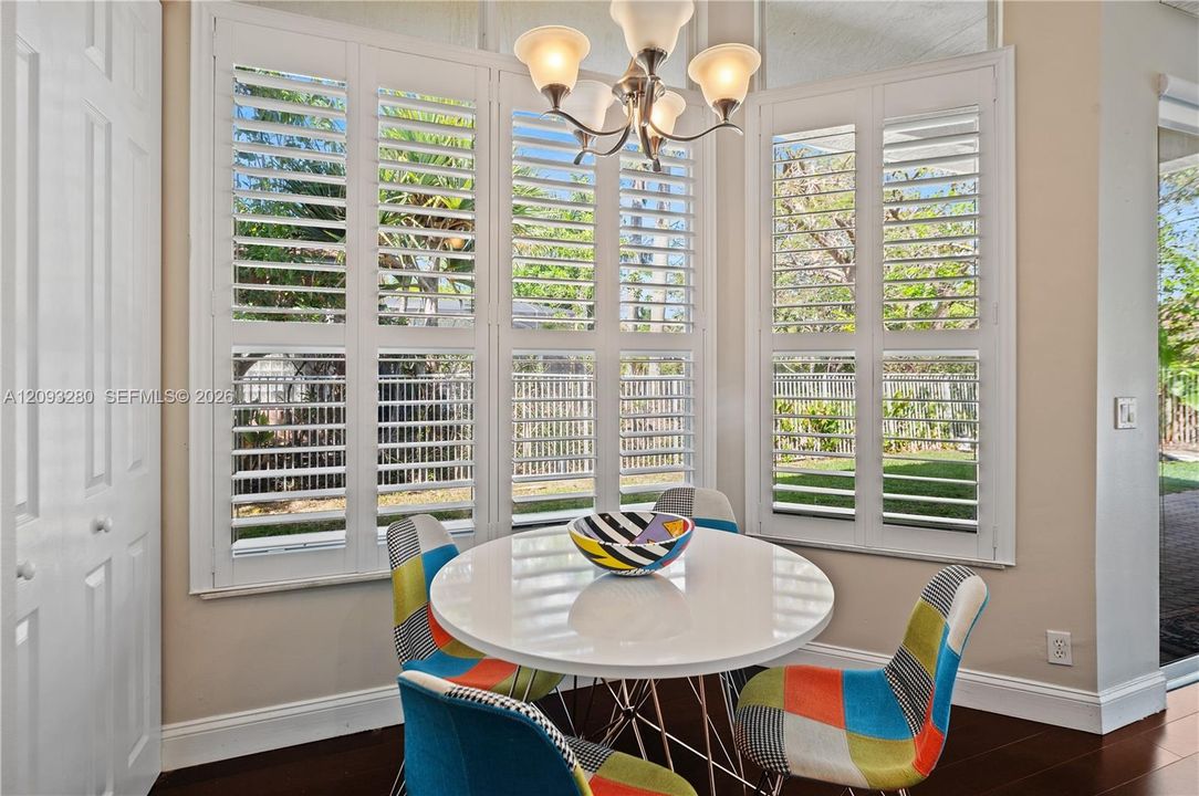 Active With Contract: $5,500 (4 beds, 2 baths, 2758 Square Feet)
