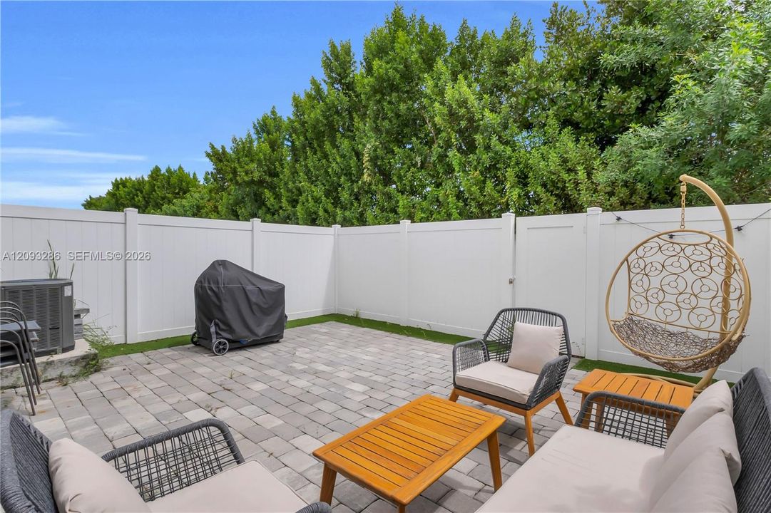 For Sale: $459,999 (3 beds, 2 baths, 1483 Square Feet)