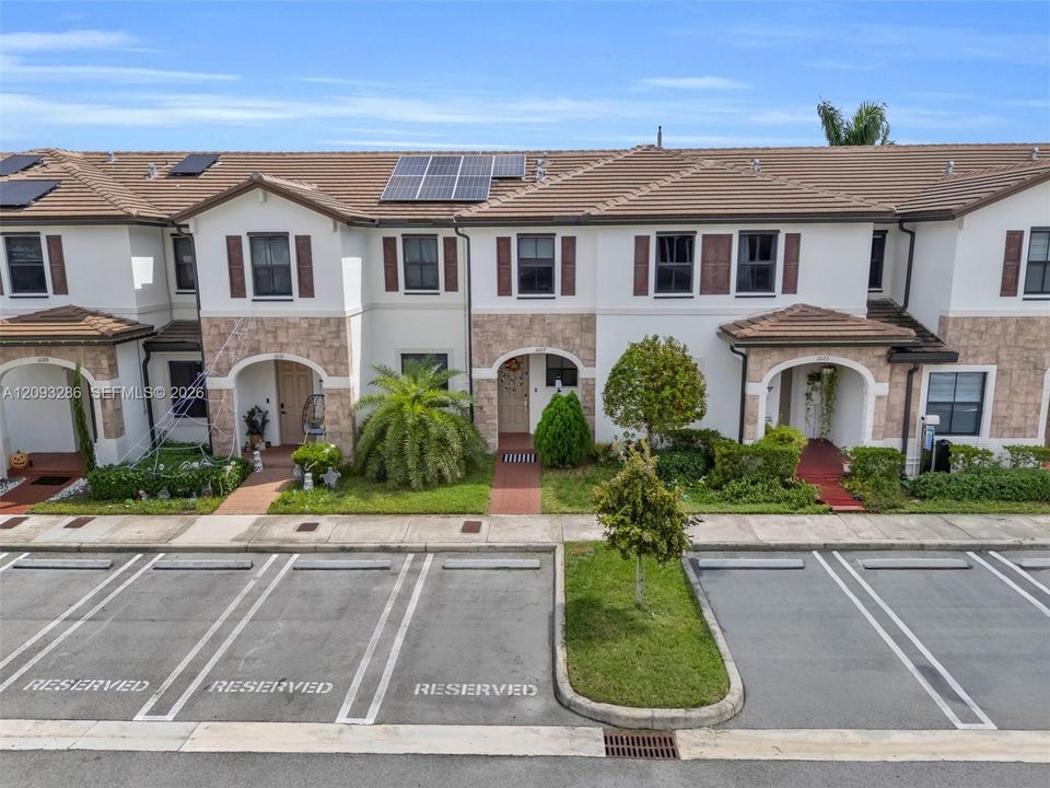 For Sale: $459,999 (3 beds, 2 baths, 1483 Square Feet)