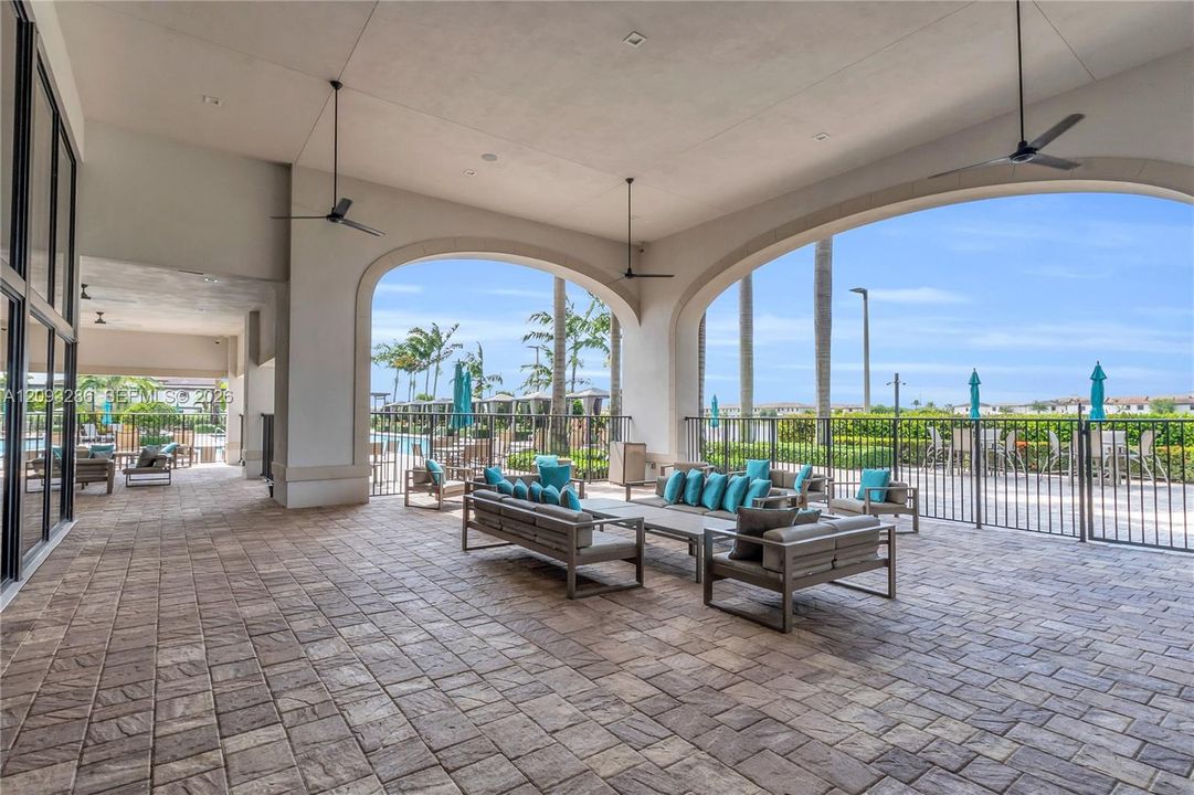 For Sale: $459,999 (3 beds, 2 baths, 1483 Square Feet)