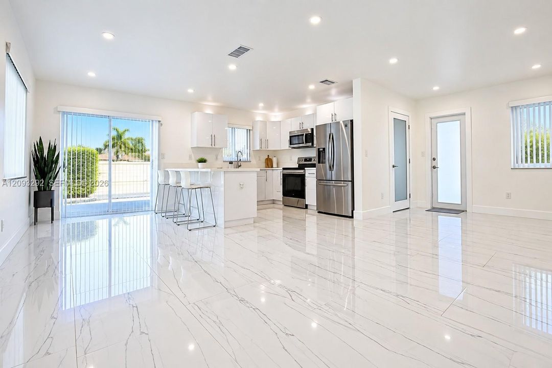 For Sale: $659,000 (3 beds, 2 baths, 1425 Square Feet)
