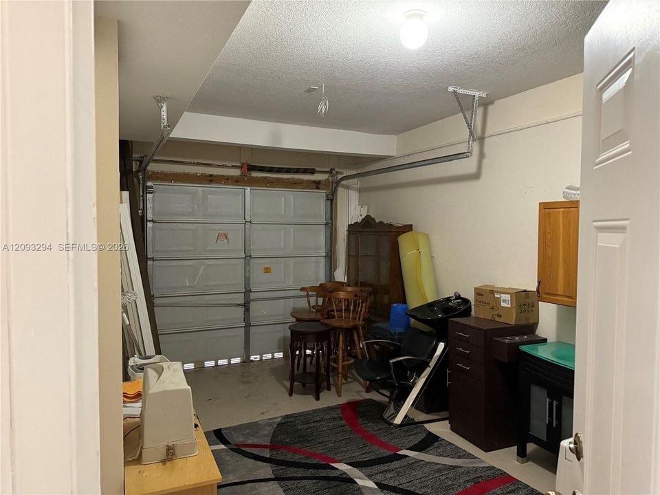 En Venta: $580,000 (4 camas, 2 baños, 1666 Pies cuadrados)