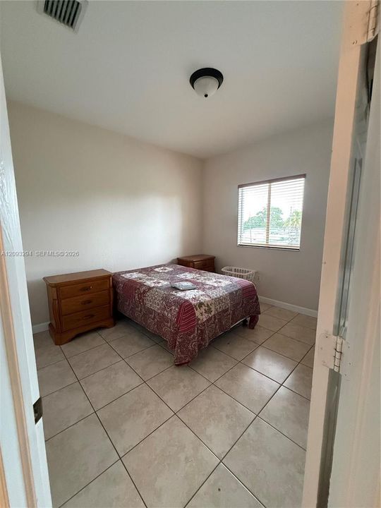 En Venta: $580,000 (4 camas, 2 baños, 1666 Pies cuadrados)
