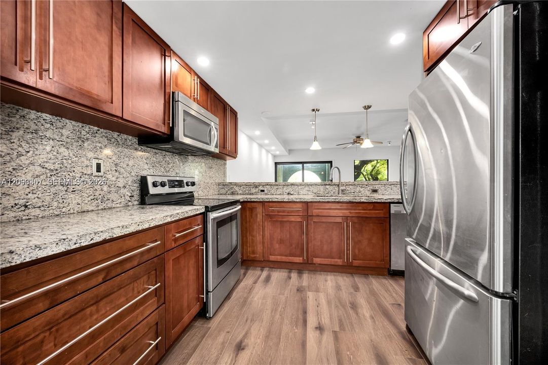 For Rent: $4,000 (2 beds, 3 baths, 1299 Square Feet)
