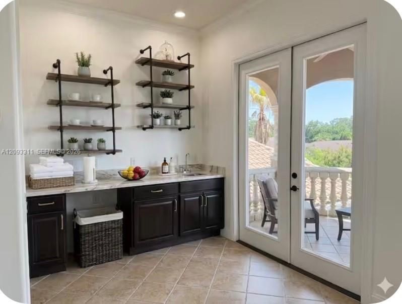 En Venta: $1,299,000 (8 camas, 5 baños, 4300 Pies cuadrados)