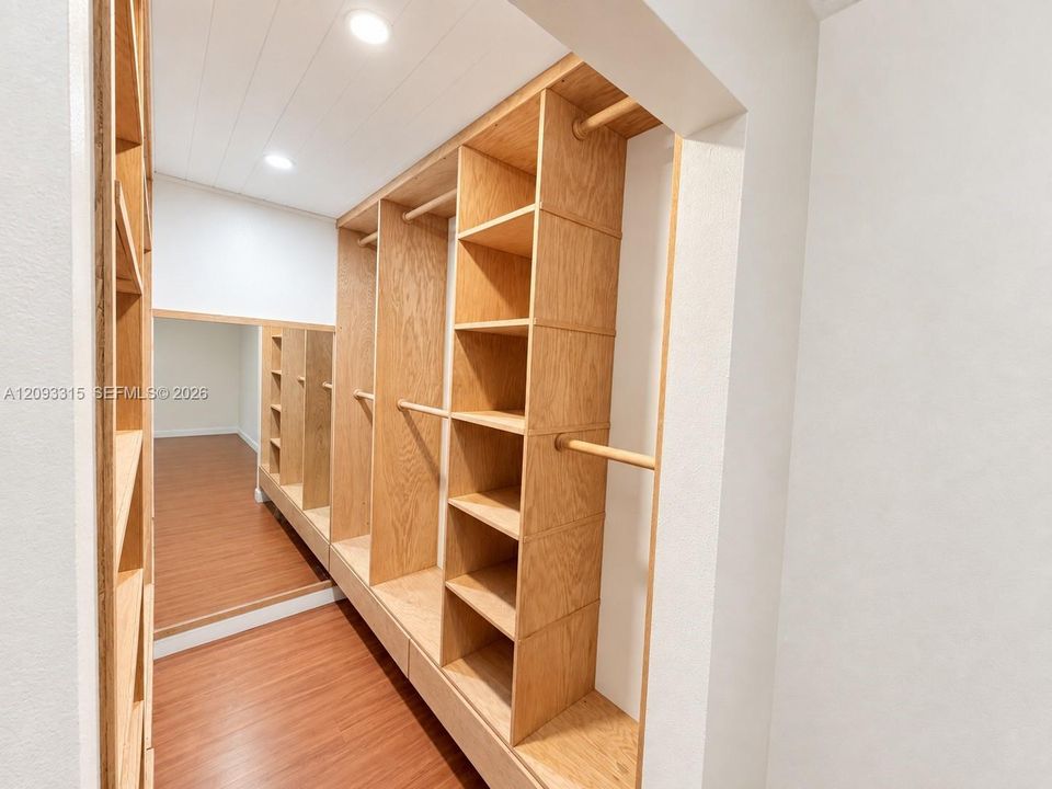 В аренду: $2,625 (2 спален, 2 ванн, 827 Квадратных фут)