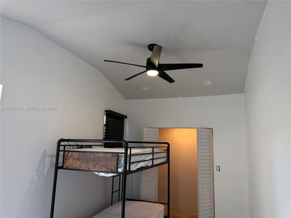 En Venta: $579,000 (3 camas, 1 baños, 0 Pies cuadrados)