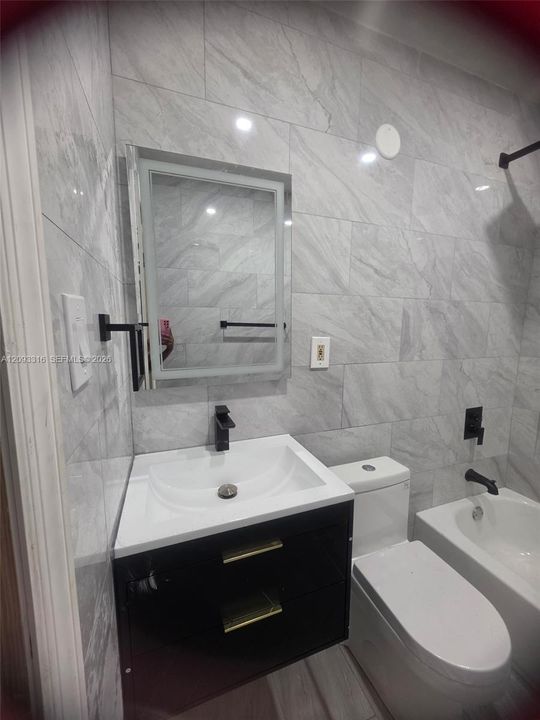 En Venta: $579,000 (3 camas, 1 baños, 0 Pies cuadrados)