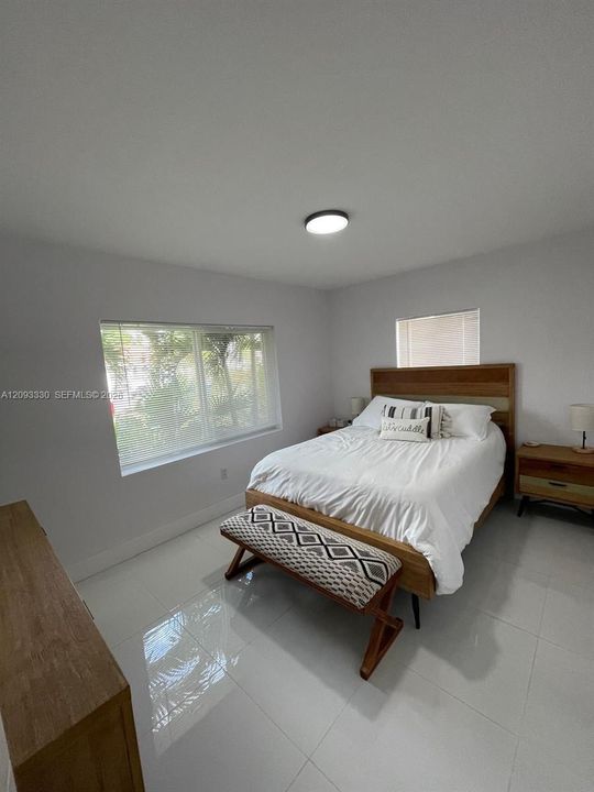 В аренду: $3,200 (2 спален, 1 ванн, 944 Квадратных фут)