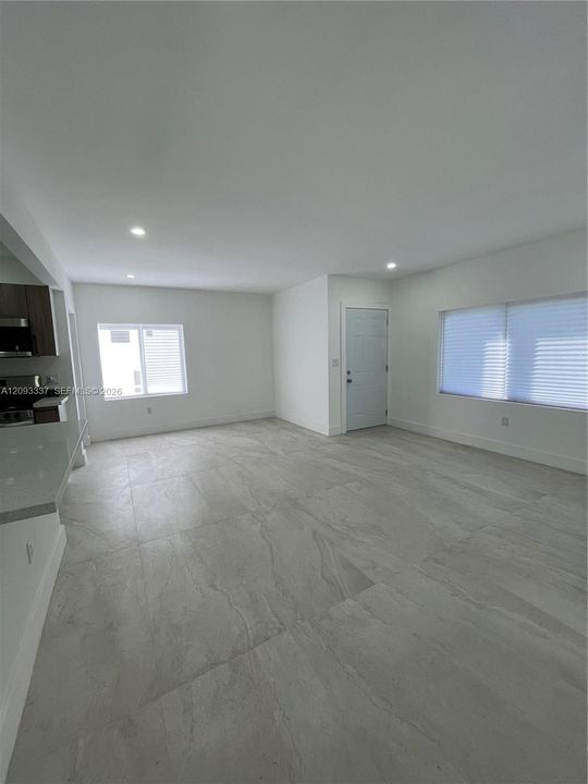 For Rent: $3,400 (3 beds, 2 baths, 1292 Square Feet)