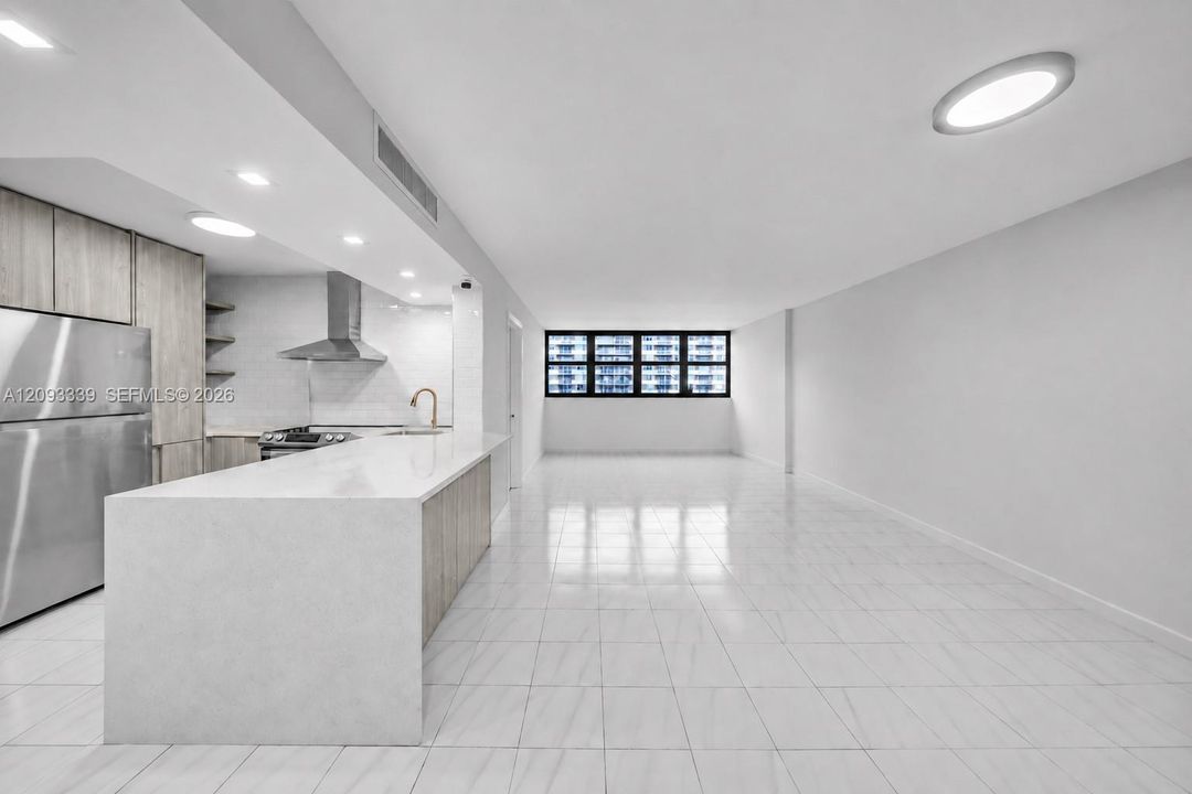 На продажу: $449,000 (2 спален, 2 ванн, 1020 Квадратных фут)