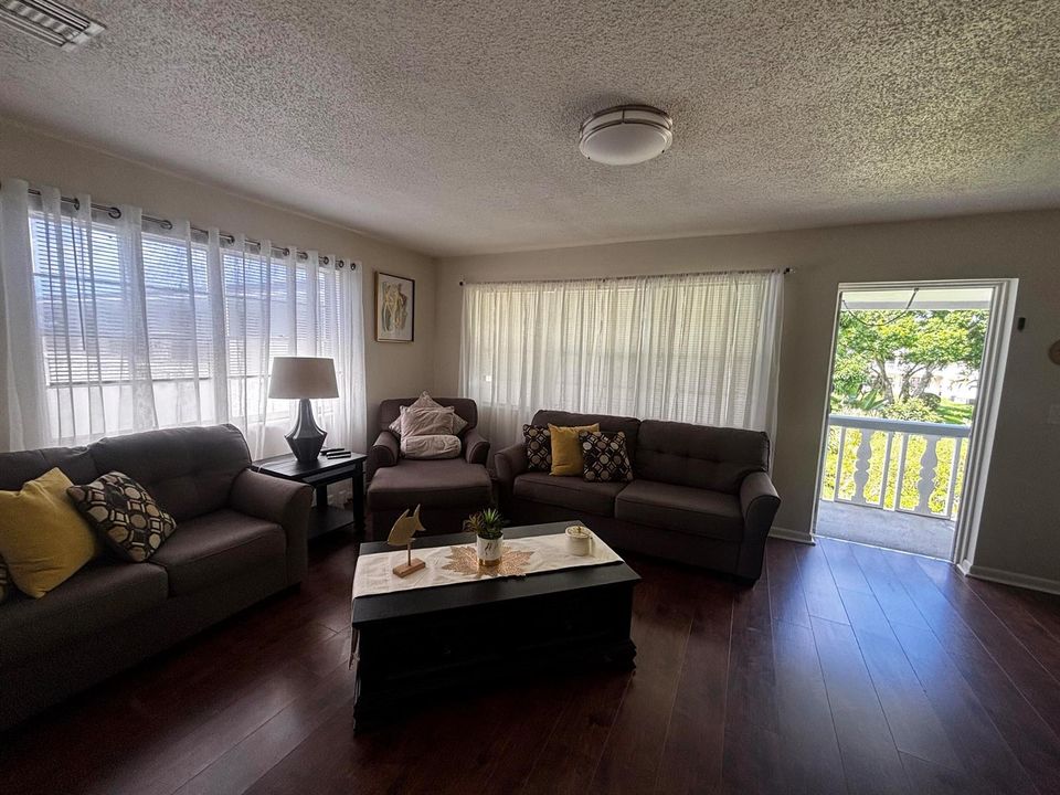 LIVING ROOM.