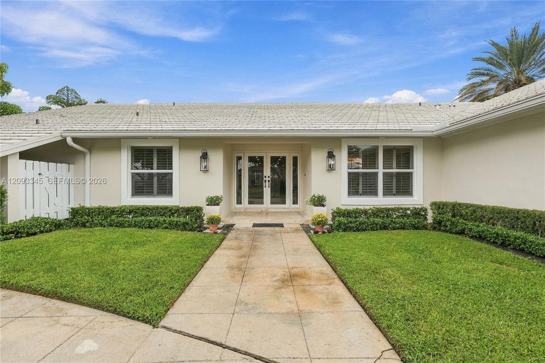 En Venta: $1,479,000 (4 camas, 3 baños, 3322 Pies cuadrados)