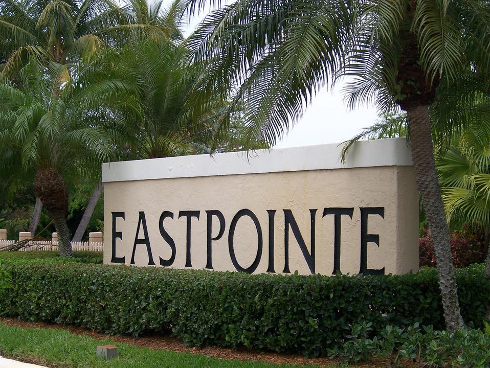 Entrance to Eastpointe Golf Community