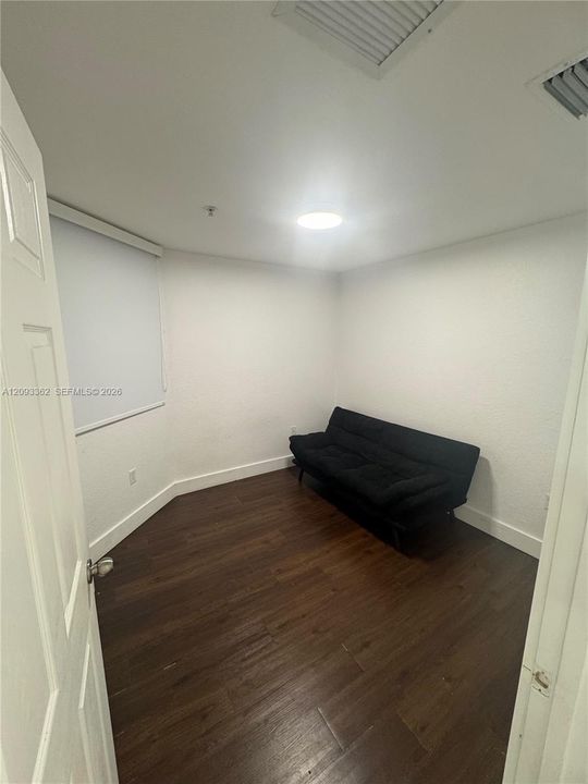 В аренду: $2,800 (3 спален, 2 ванн, 1207 Квадратных фут)