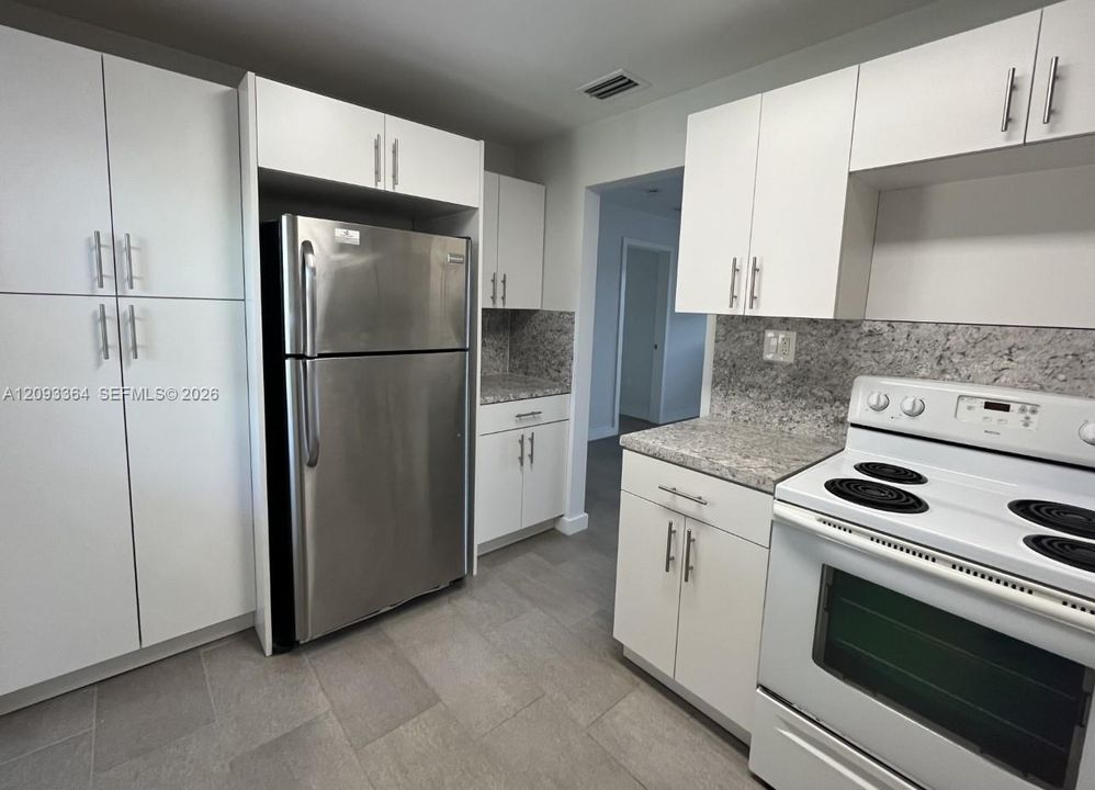 For Sale: $790,000 (0 beds, 0 baths, 1586 Square Feet)