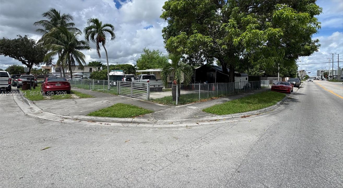 For Sale: $790,000 (0 beds, 0 baths, 1586 Square Feet)
