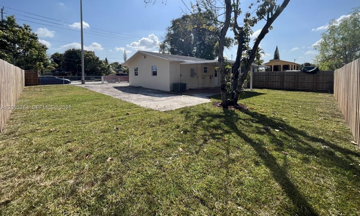 For Sale: $790,000 (0 beds, 0 baths, 1586 Square Feet)