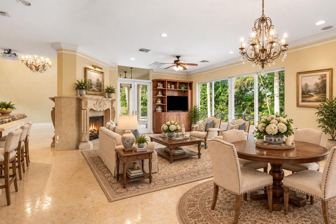 4255 VS (10)