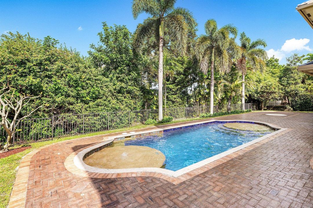 4255 Gleneagles (49)