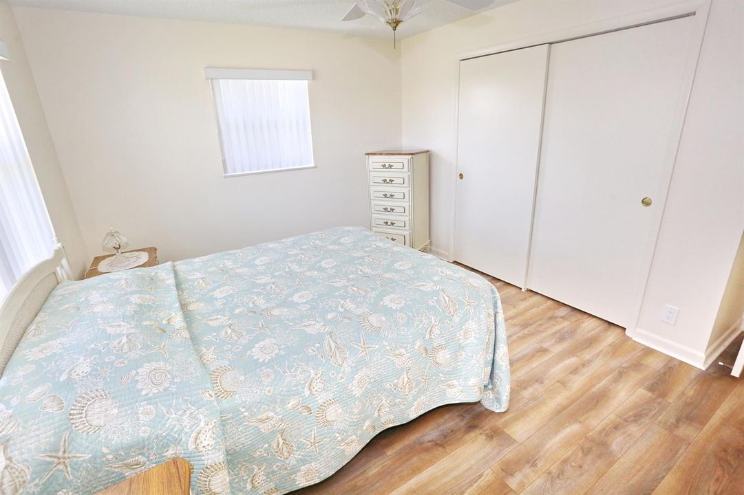 023-002-Bedroom 1-4200x2800