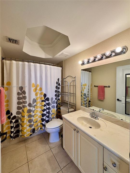 For Rent: $3,100 (2 beds, 2 baths, 1126 Square Feet)