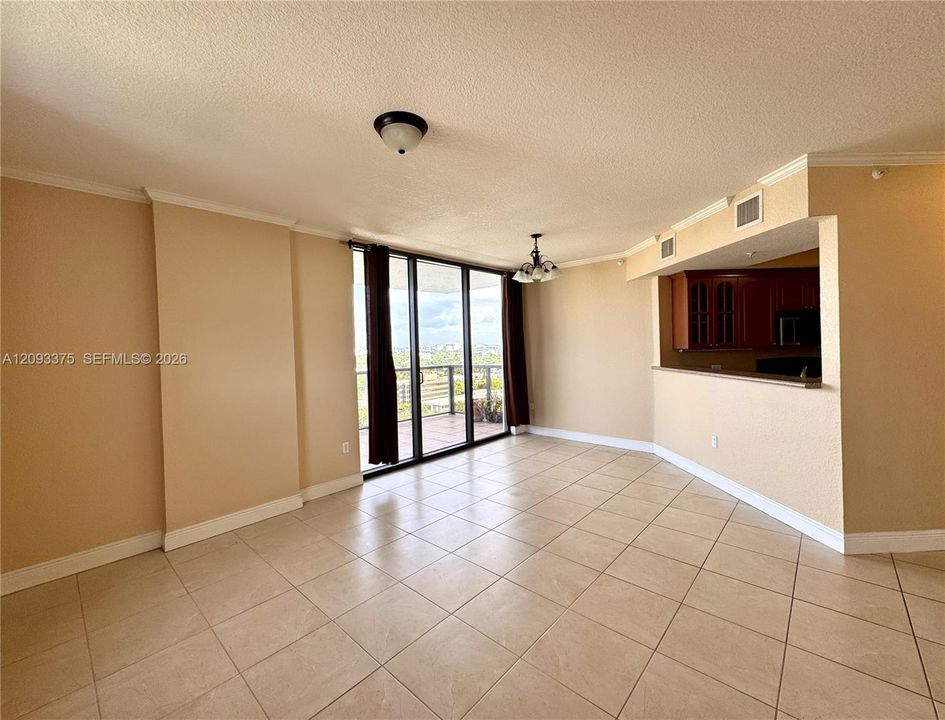 For Rent: $3,100 (2 beds, 2 baths, 1126 Square Feet)