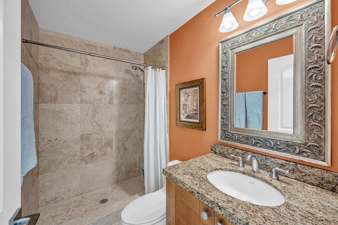 1419 NE 4TH PL-64