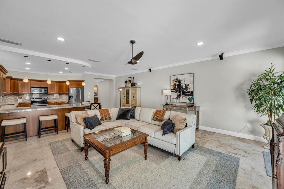 1419 NE 4TH PL-17