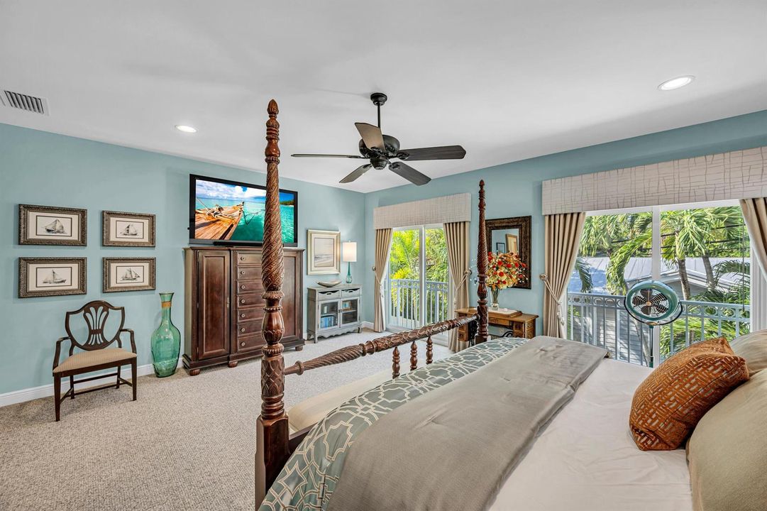 1419 NE 4TH PL-41