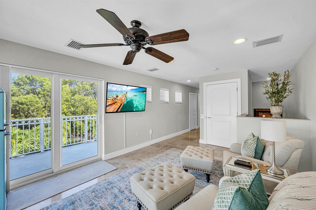 1419 NE 4TH PL-57