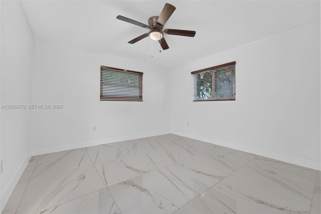 En Renta: $3,850 (3 camas, 2 baños, 1911 Pies cuadrados)