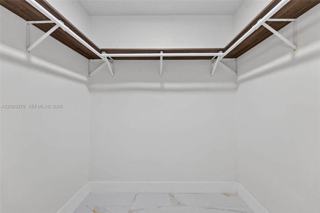 En Renta: $3,850 (3 camas, 2 baños, 1911 Pies cuadrados)