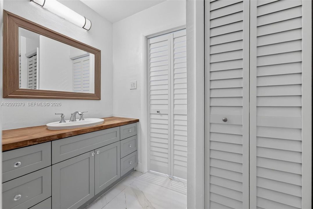 En Renta: $3,850 (3 camas, 2 baños, 1911 Pies cuadrados)