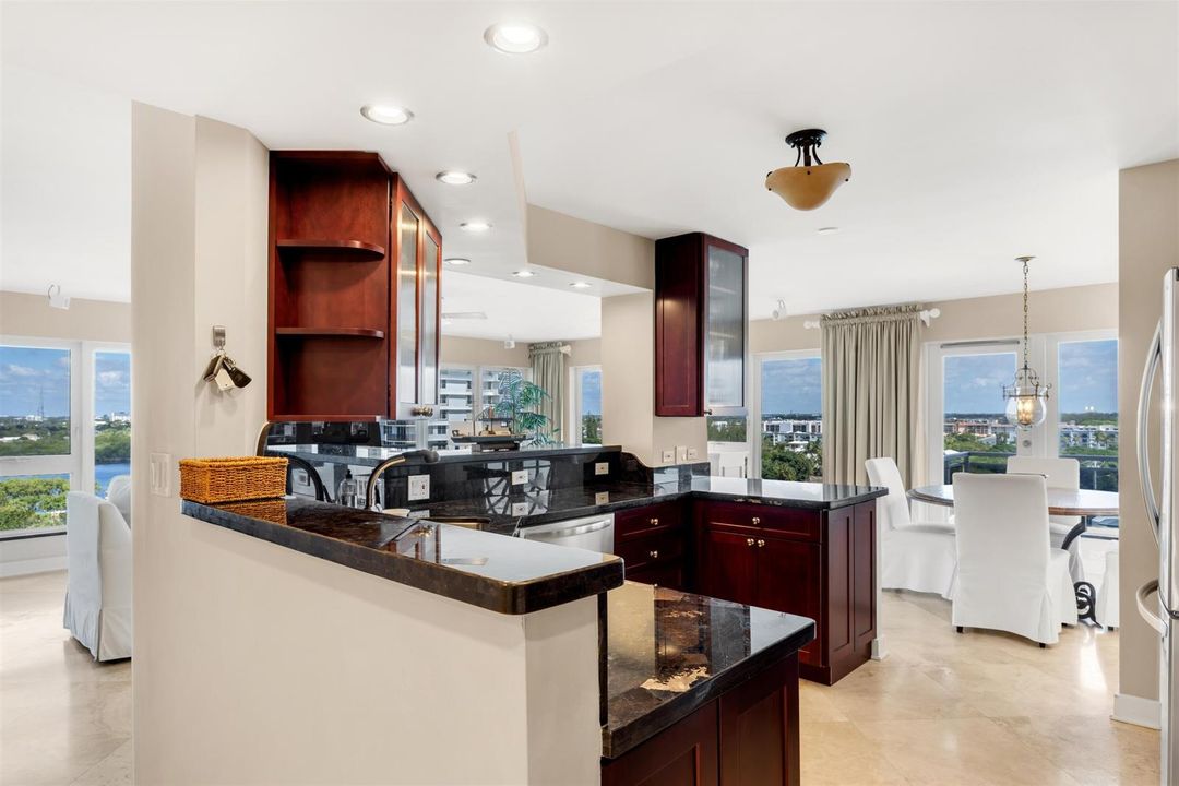 KITCHEN TO VIEW