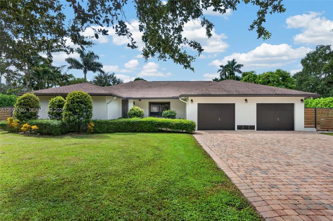 For Sale: $1,579,000 (3 beds, 3 baths, 2044 Square Feet)